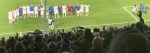 Hansa Rostock gewinnt in Bielefeld, die Mannschaft feiert mit den Fans.